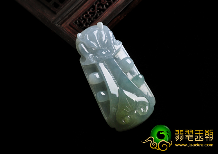 糯冰种晴水略带黄翡缅甸翡翠A货龙头挂件