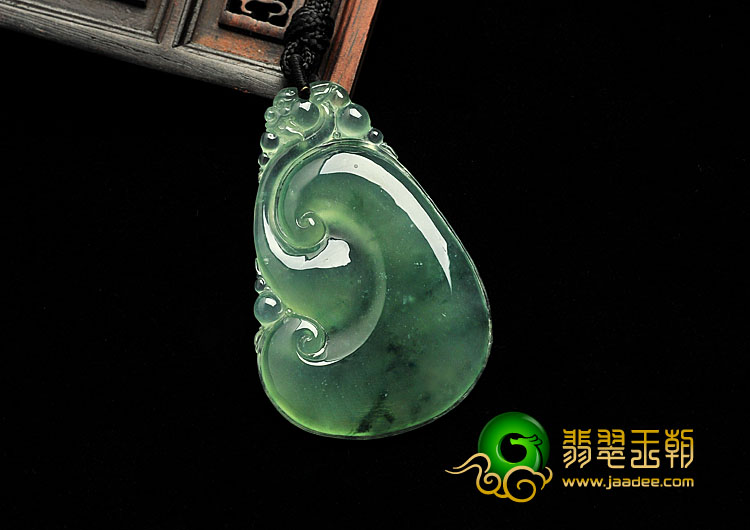 冰玻种飘花缅甸翡翠A货如意寿挂件