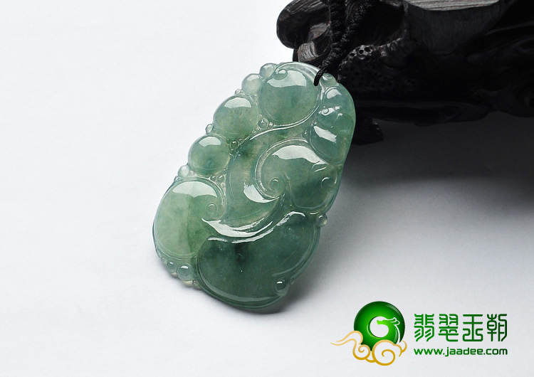 冰种飘花缅甸翡翠A货如意挂件