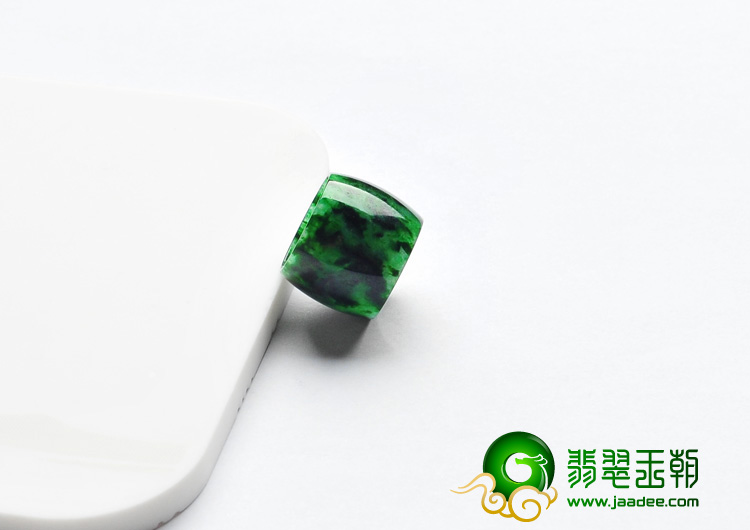 糯冰种浓绿缅甸翡翠A货路路通挂件