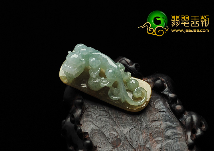 糯冰种晴水褐黄翡缅甸翡翠A货螭龙挂件