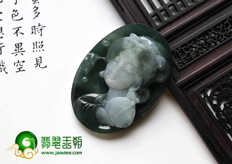冰种蓝晴水缅甸翡翠A货仕女扑蝶挂件