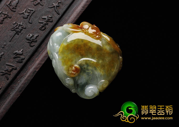 糯冰种褐黄翡缅甸翡翠A货福在眼前挂件