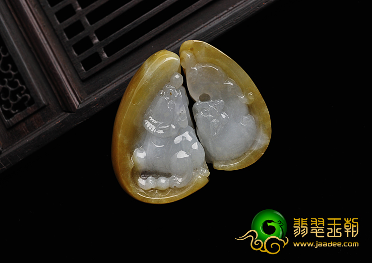 (超值推荐)糯冰种黄翡缅甸翡翠A货狮子挂件（一对）