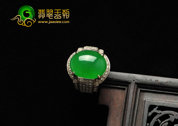 冰种阳绿满绿缅甸翡翠A货镶白金戒指（真钻）