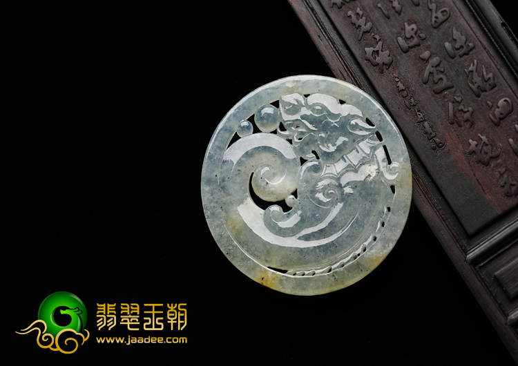 冰种晴水带黄翡缅甸翡翠A货鱼龙变挂件