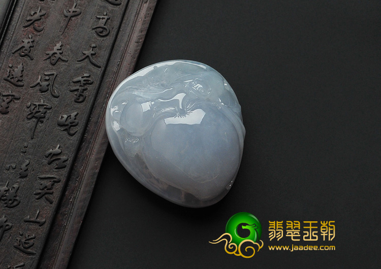 冰种晴水缅甸翡翠A货寿桃挂件