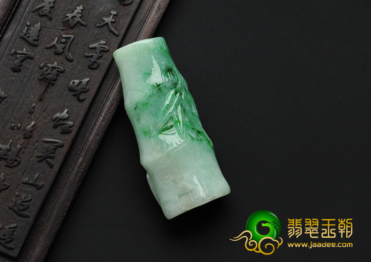 糯冰种飘花缅甸翡翠A货节节高挂件