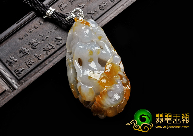 糯冰种褐黄翡缅甸翡翠A货美人鱼挂件