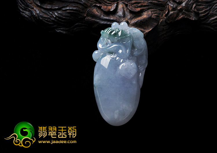 冰种紫罗兰飘花缅甸翡翠A货福瓜挂件