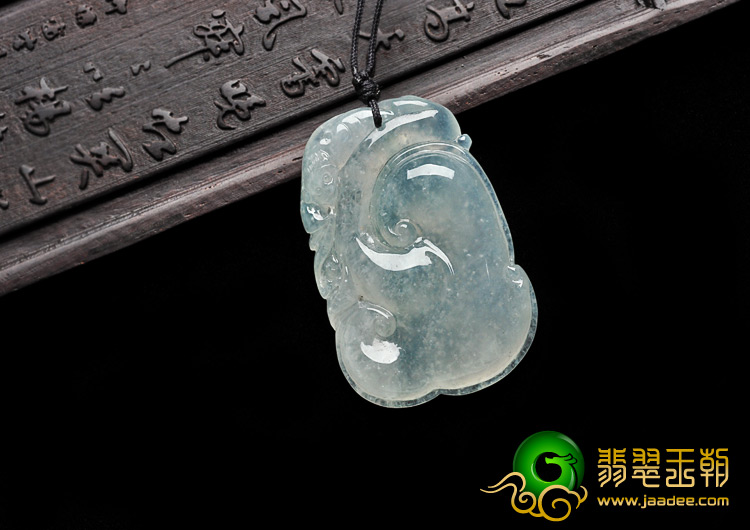 冰种淡晴水缅甸翡翠A货如意寿挂件