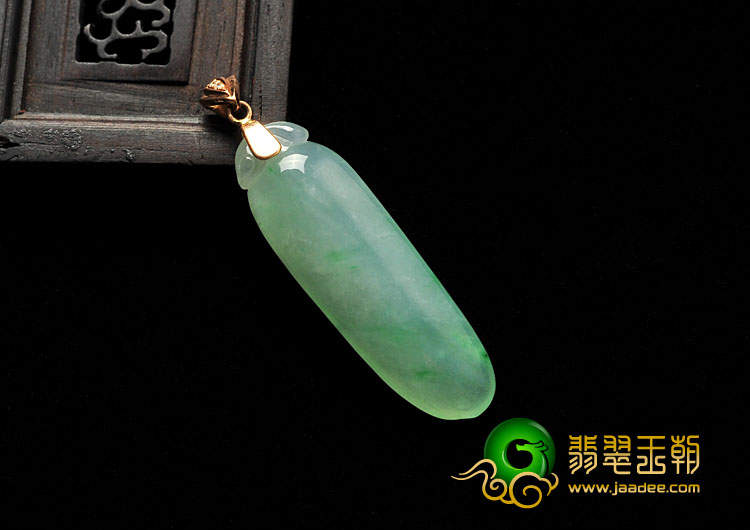 冰种飘翠缅甸翡翠A货镶金扣福瓜挂件