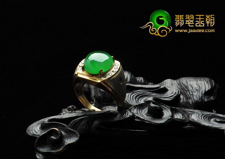 冰玻种阳绿缅甸翡翠A货镶玫瑰金戒指（真钻）