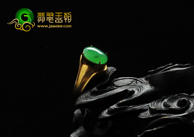 冰种菠菜绿缅甸翡翠A货戒面