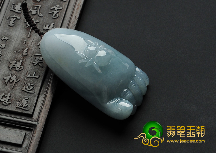糯冰种晴水缅甸翡翠A货知足常乐挂件