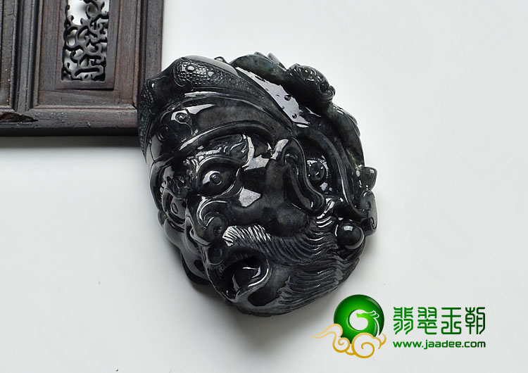 糯冰种（乌鸡种）黑色缅甸翡翠A货钟馗挂件