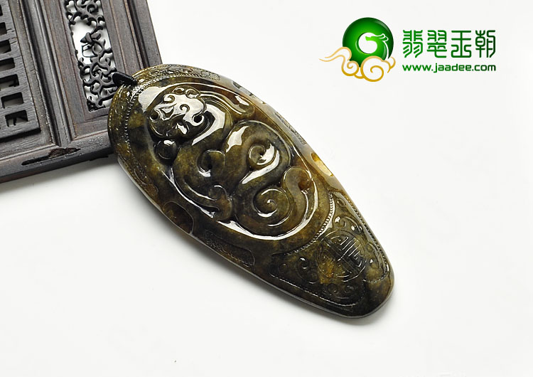 糯冰种褐黄翡缅甸翡翠A货龙凤牌挂件