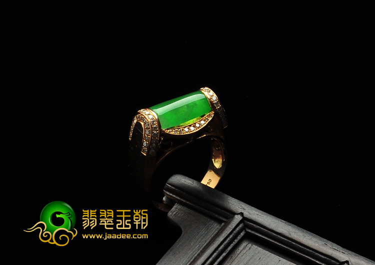 冰玻种黄秧绿缅甸翡翠A货玫瑰金圆柱形戒指（真钻）