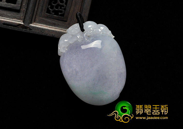 糯冰种春带彩缅甸翡翠A货寿桃挂件