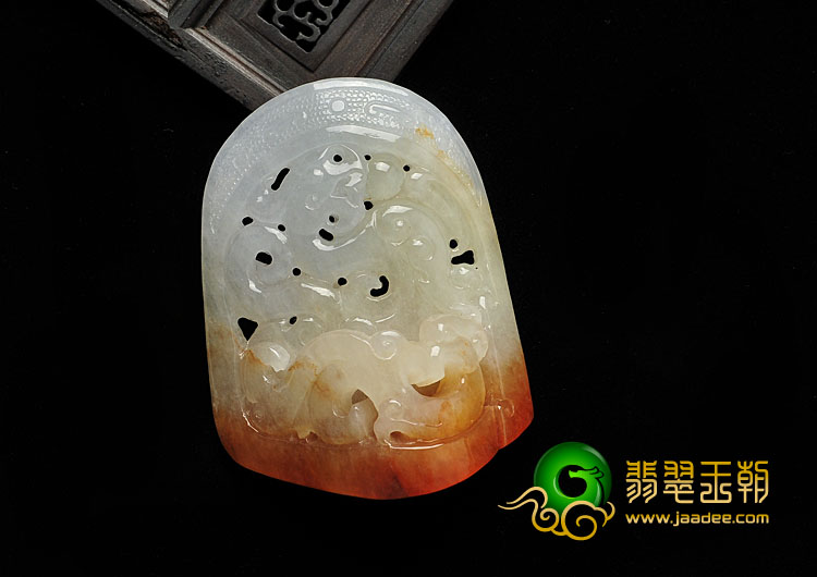 糯冰种红翡缅甸翡翠A货龙凤挂件