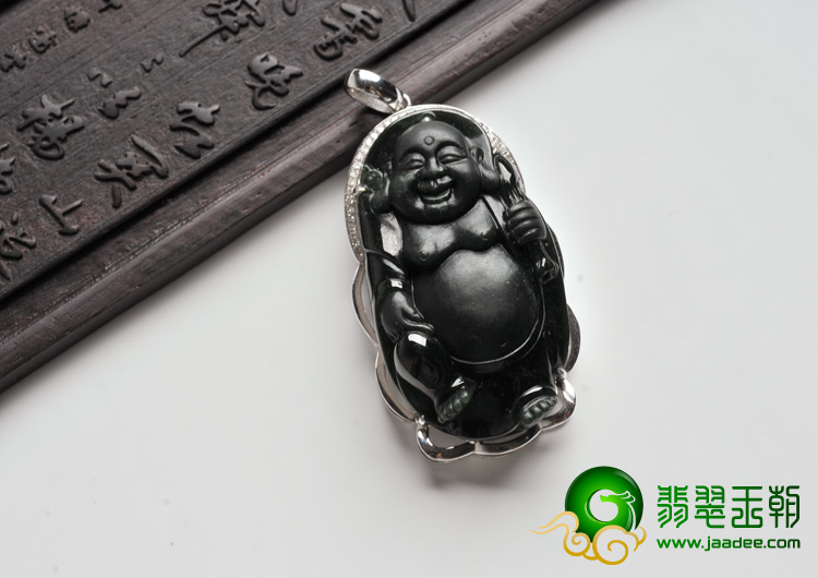 冰种墨翠缅甸翡翠A货镶白金站佛胸坠（真钻）