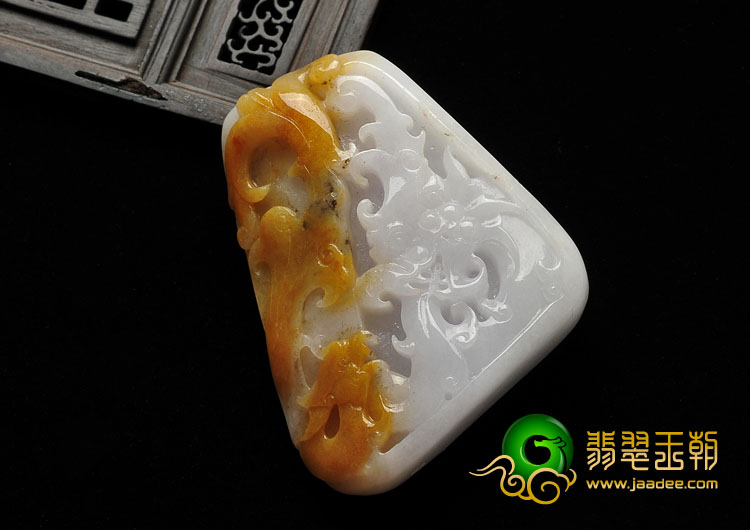 糯冰种黄翡缅甸翡翠A货龙凤挂件