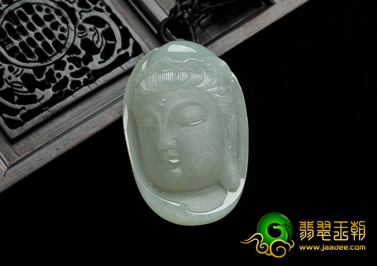 (超值推荐)糯冰种晴水缅甸翡翠A货释迦牟尼挂件