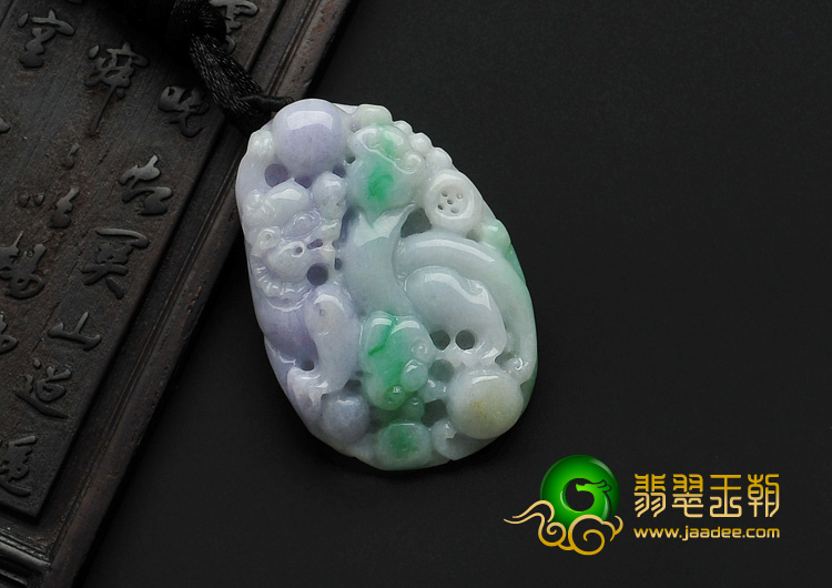 细糯种春带彩缅甸翡翠A货龙行如意挂件
