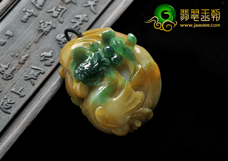 糯冰种黄加绿缅甸翡翠A货飞龙挂件