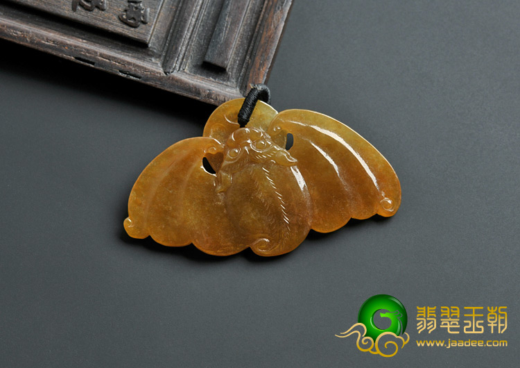 (超值推荐)糯冰种黄翡缅甸翡翠A货福在眼前挂件
