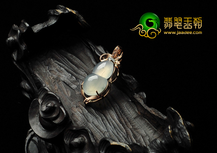 冰种缅甸翡翠A货镶玫瑰金葫芦胸坠（真钻）