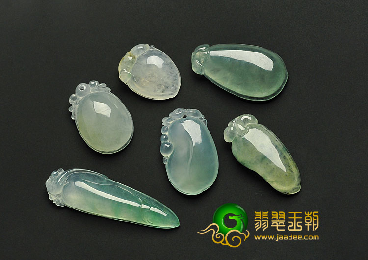 冰玻种晴水飘花缅甸翡翠A货福瓜挂件（单价）