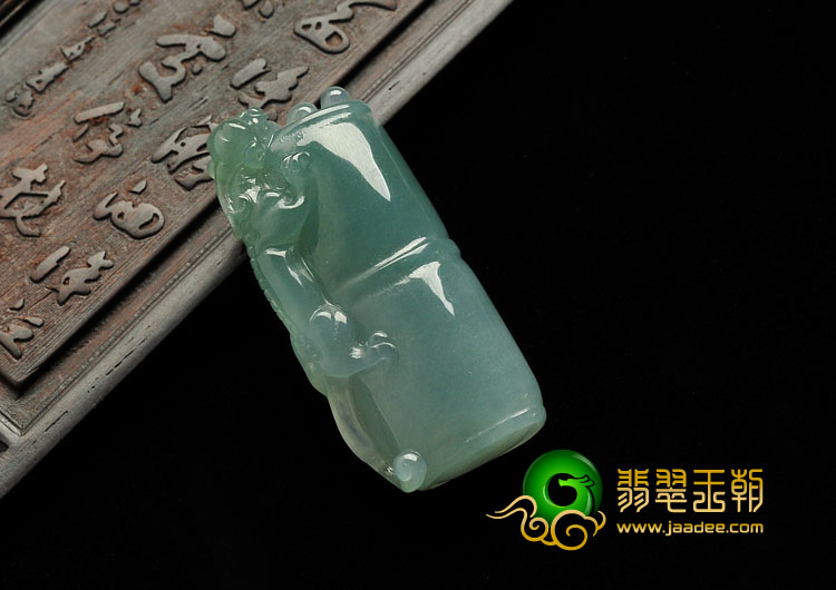 feicui糯冰种晴水缅甸翡翠A货节节高挂件