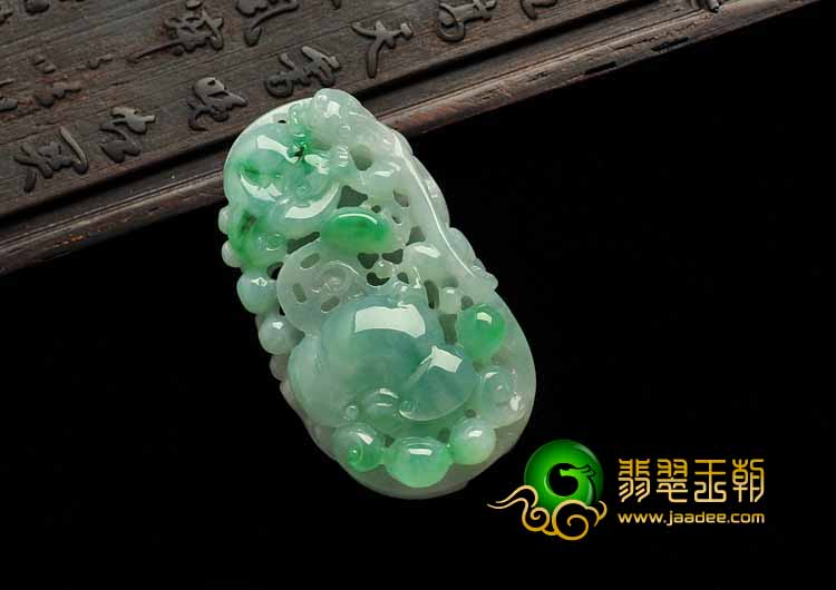 糯冰种晴水飘翠缅甸翡翠A货金玉满堂挂件