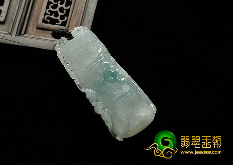 糯冰种晴水缅甸翡翠A货节节高挂件