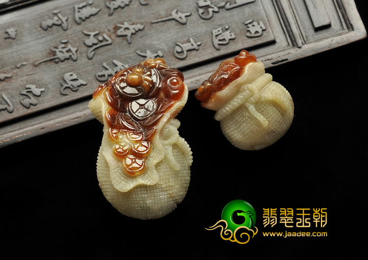 糯冰种褐黄翡缅甸翡翠A货钱袋挂件（一对）