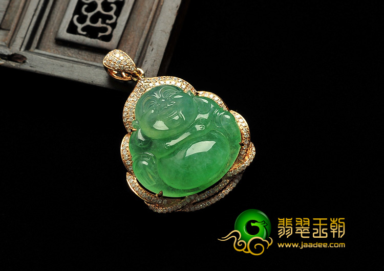 冰种绿晴水缅甸翡翠A货镶玫瑰金玉佛胸坠（真钻）