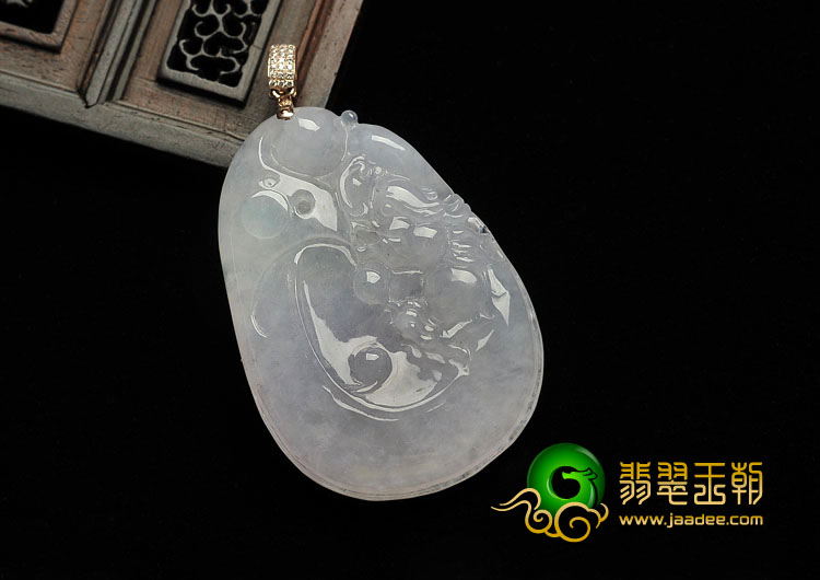 糯冰种淡紫罗兰略飘翠缅甸翡翠A货镶玫瑰金扣如意寿挂件