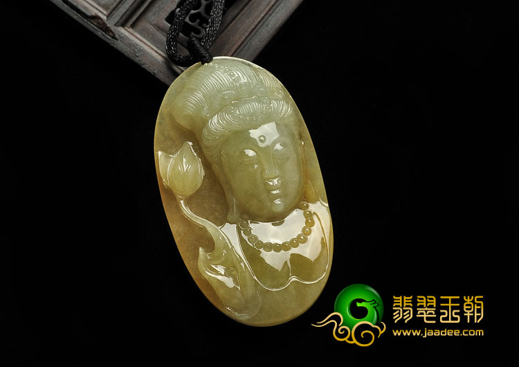 糯冰种黄翡缅甸翡翠A货观音头挂件