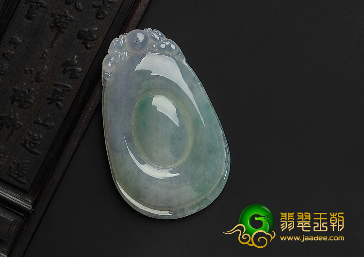 糯冰种春带彩缅甸翡翠A货福在眼前挂件