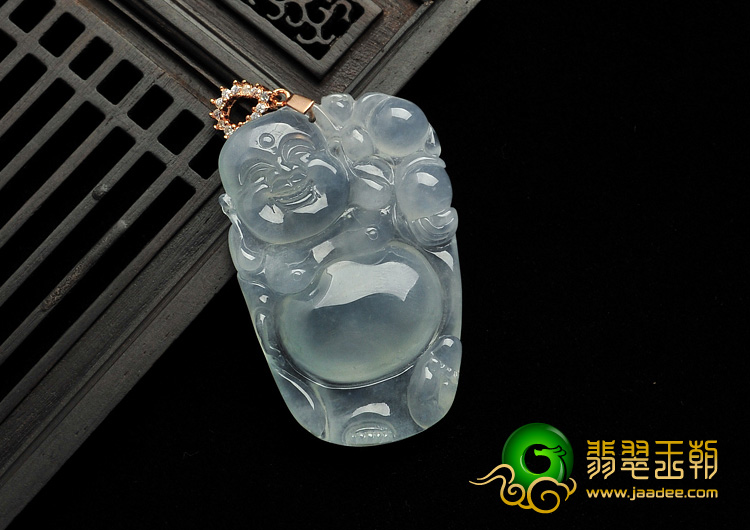 冰玻种淡晴水缅甸翡翠A货逍遥佛挂件