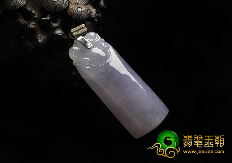 糯冰种淡春带彩缅甸翡翠A货镶白金扣平安无事牌挂件