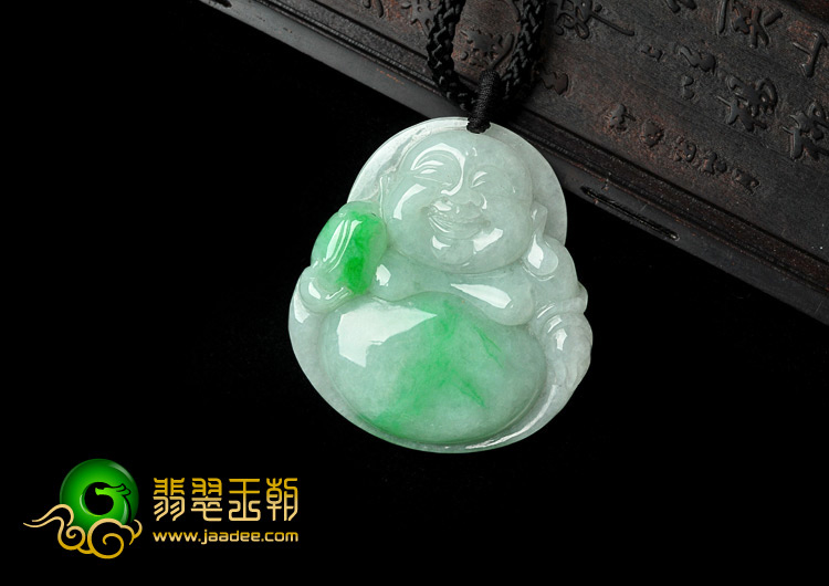 糯冰种翠色缅甸翡翠A货玉佛挂件