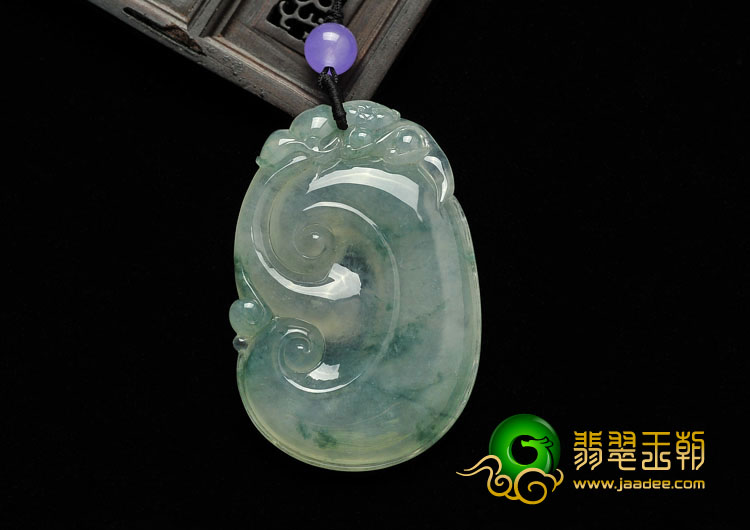 冰种飘花缅甸翡翠A货如意挂件