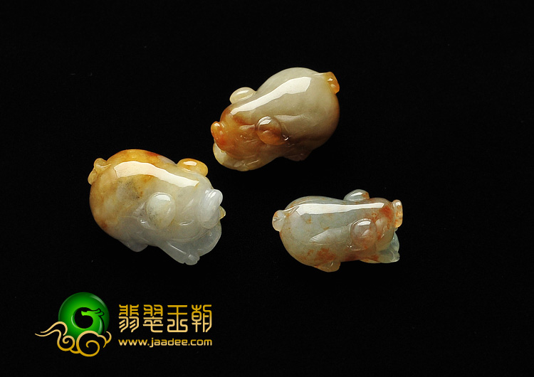 糯冰种黄翡缅甸翡翠A货福猪挂件（单价）