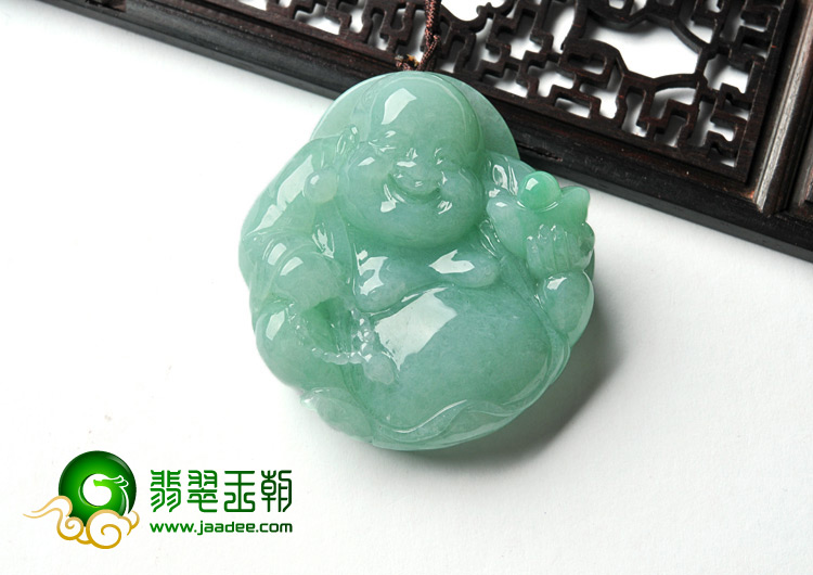 糯冰种豆绿缅甸翡翠A货玉佛挂件
