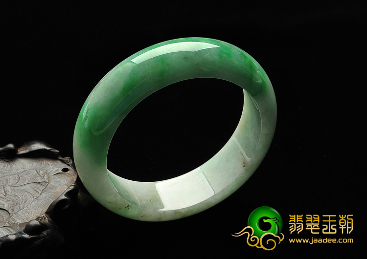 糯冰种飘翠缅甸翡翠A货手镯（58.6mm）