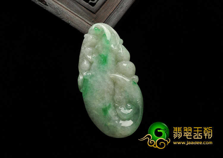 糯冰种飘翠缅甸翡翠A货福寿如意挂件