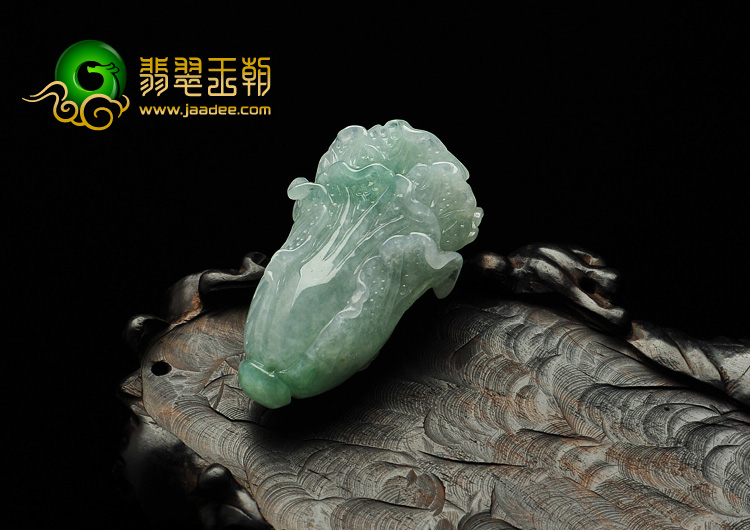 糯冰种晴水缅甸翡翠A货白菜挂件