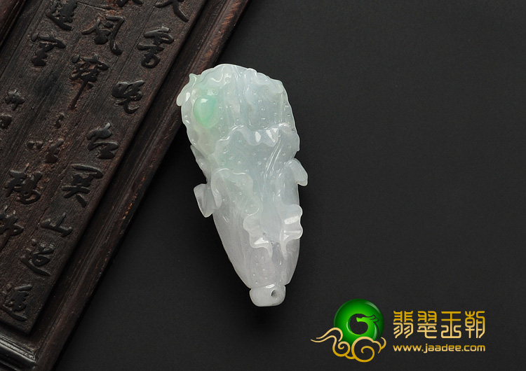 糯冰种晴水缅甸翡翠A货白菜挂件